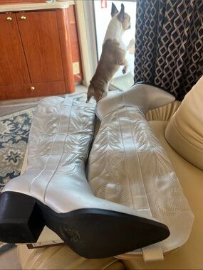 Silver Embroidered Knee-High Western Heeled Boots - Women